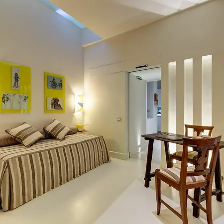 Apartamento Domus Domitia Luxury House *